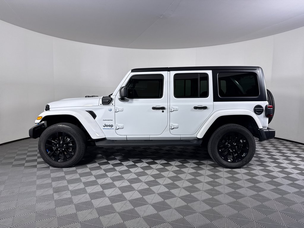 Used 2023 Bright White Clearcoat Jeep Sahara image 14