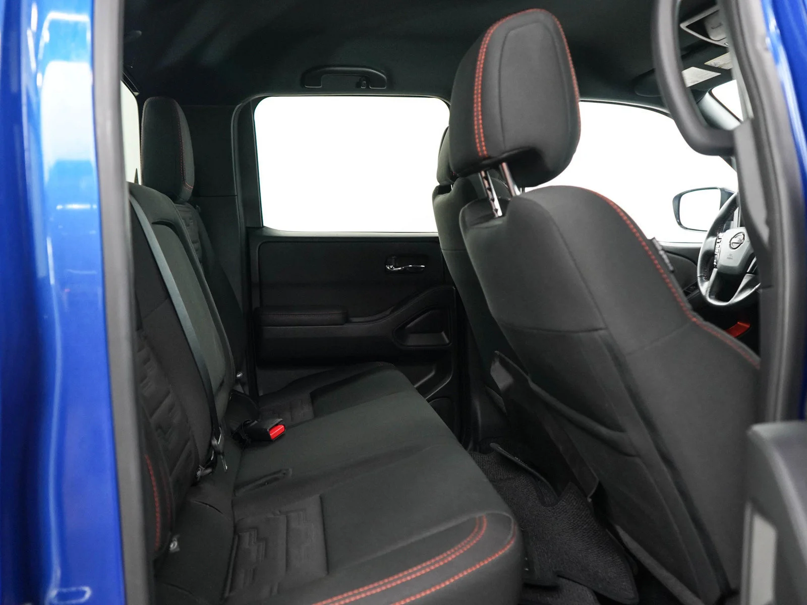 Used 2024 Bluestone Pearl Nissan PRO-4X image 13