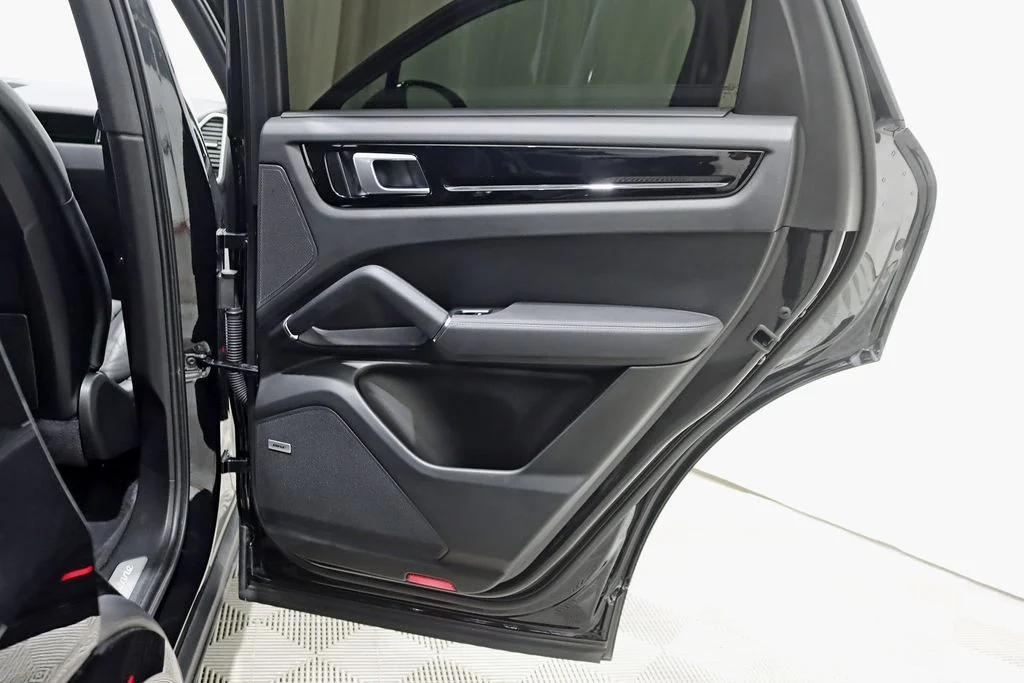 2022 Porsche Cayenne Coupe S