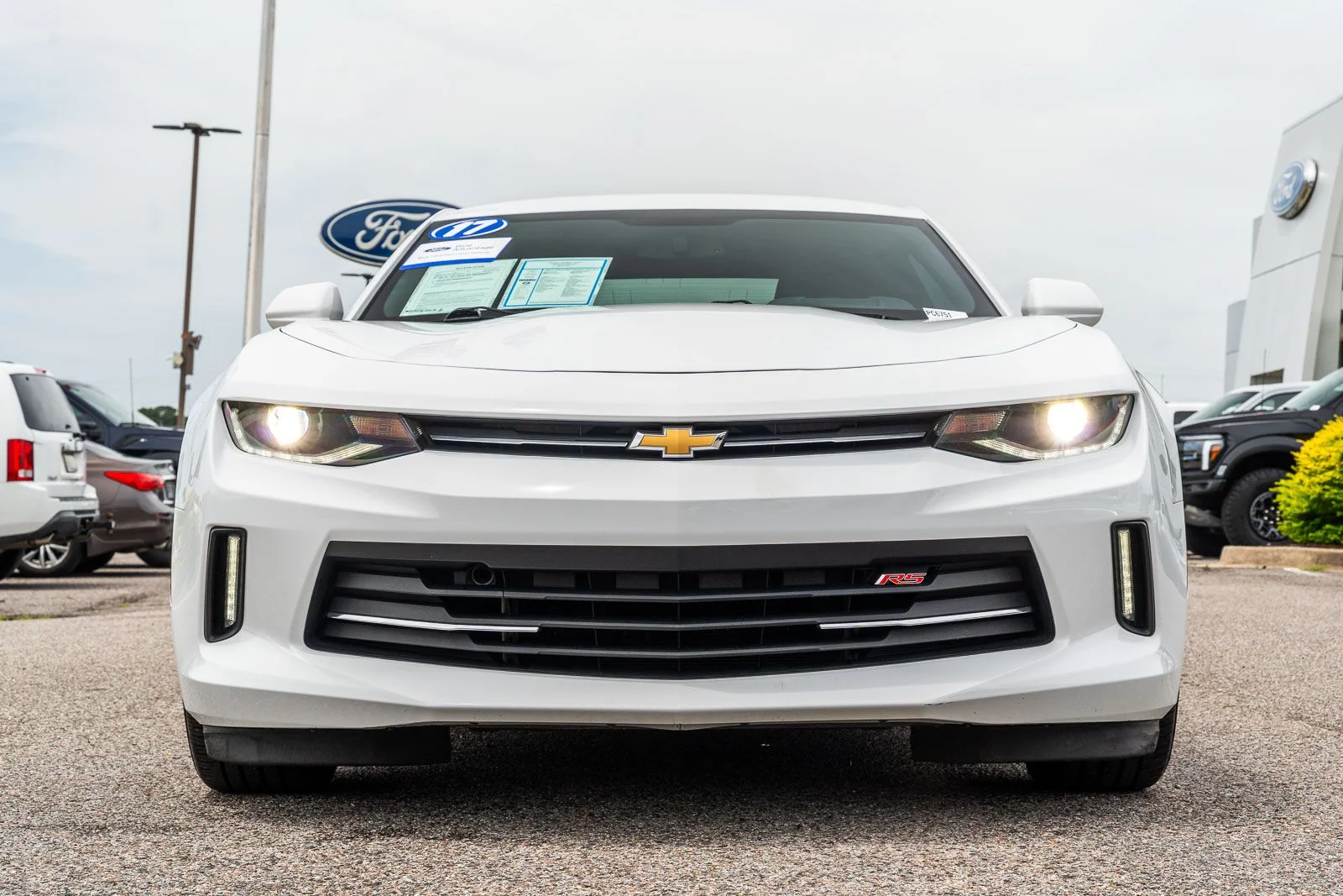 Used 2017 White Chevrolet 2LT image 1