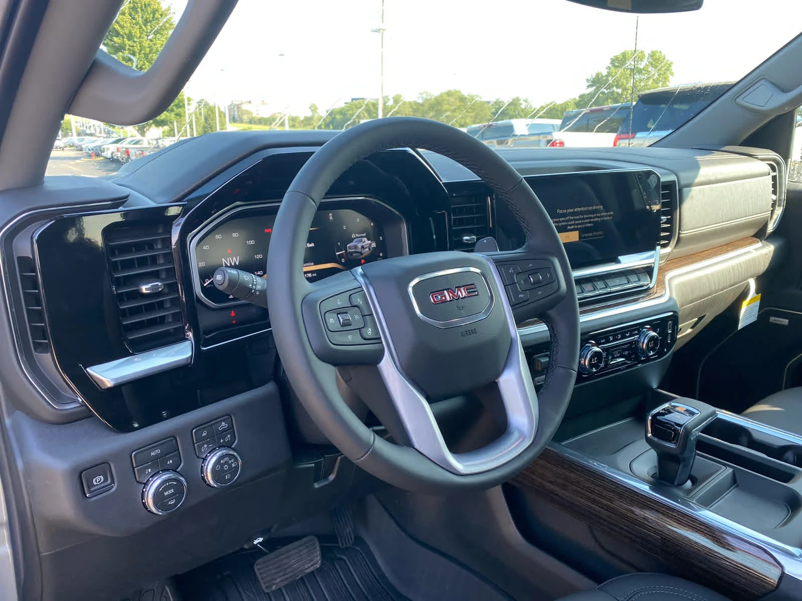 2026 GMC Sierra 1500 Elevation - Photo 10
