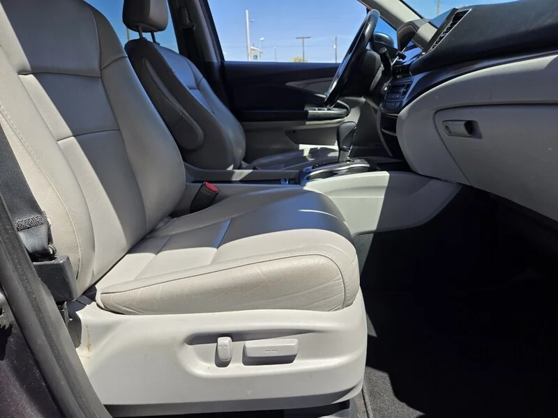 Used 2019 Gray Honda EX-L image 14