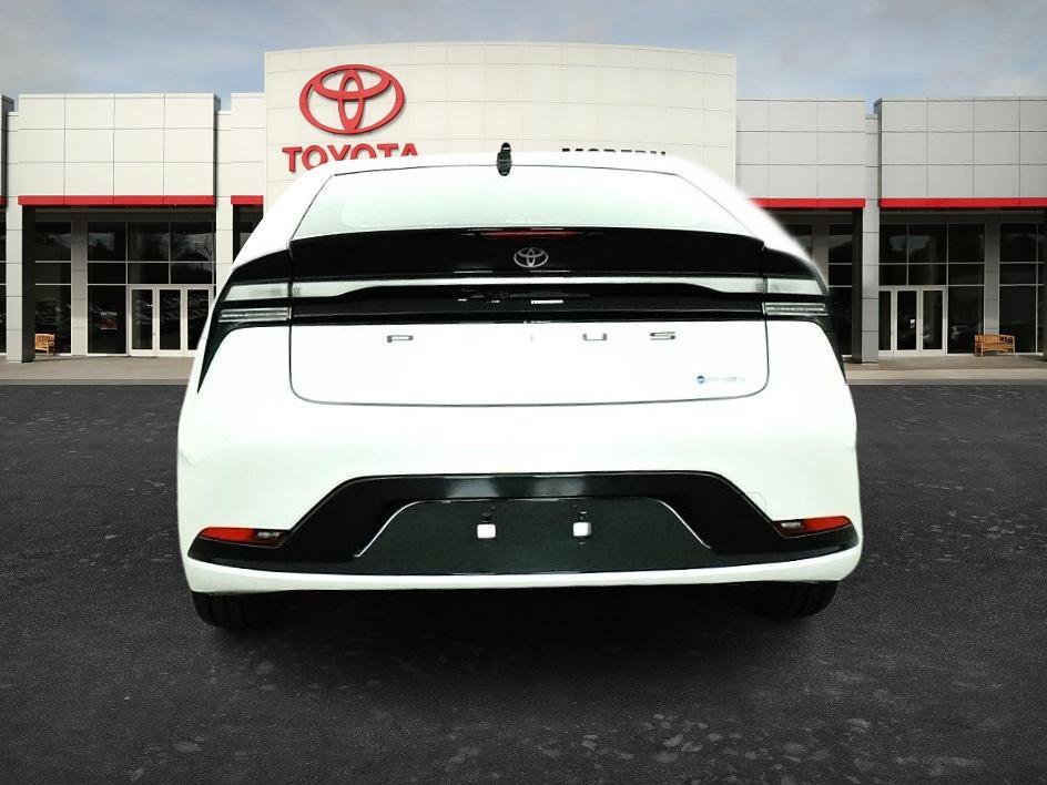New 2026 Wind Chill Pearl Toyota XSE Premium image 20