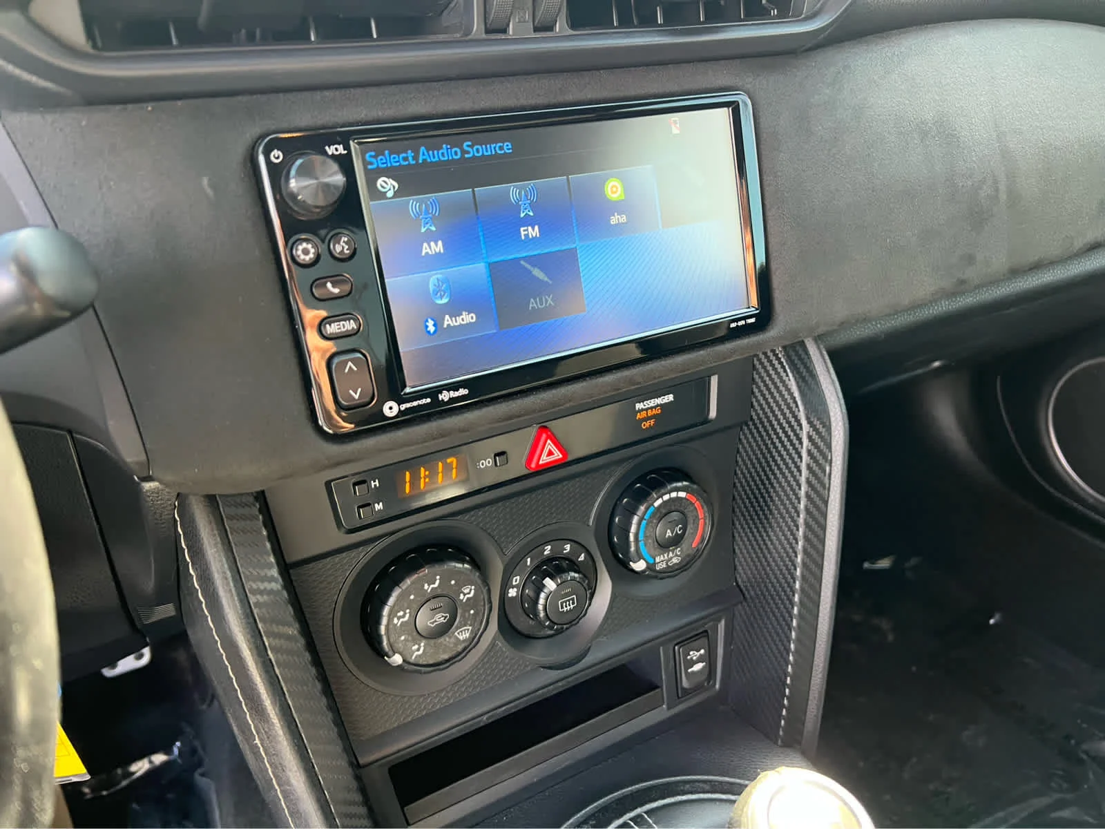Used 2017 Halo Toyota  image 33
