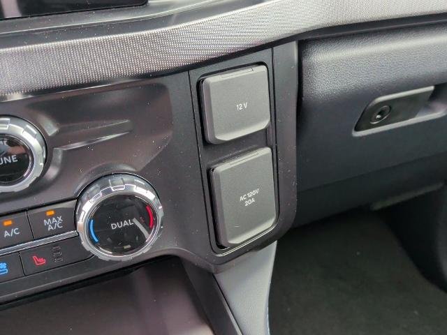 New 2026 Star White Metallic Tri-Coat Ford F-250® Platinum® image 85
