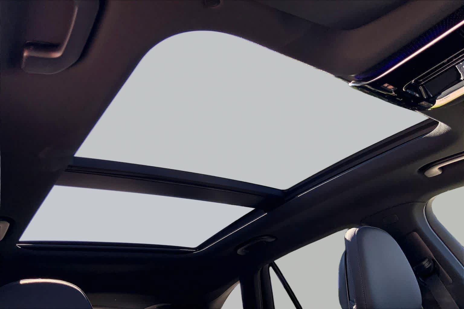 New 2026 Black Mercedes-Benz GLC 300 image 11
