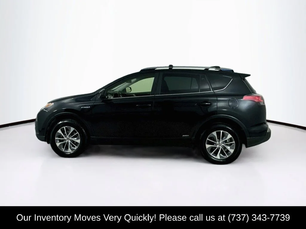 Used 2018 Black Sand Pearl Toyota XLE image 4