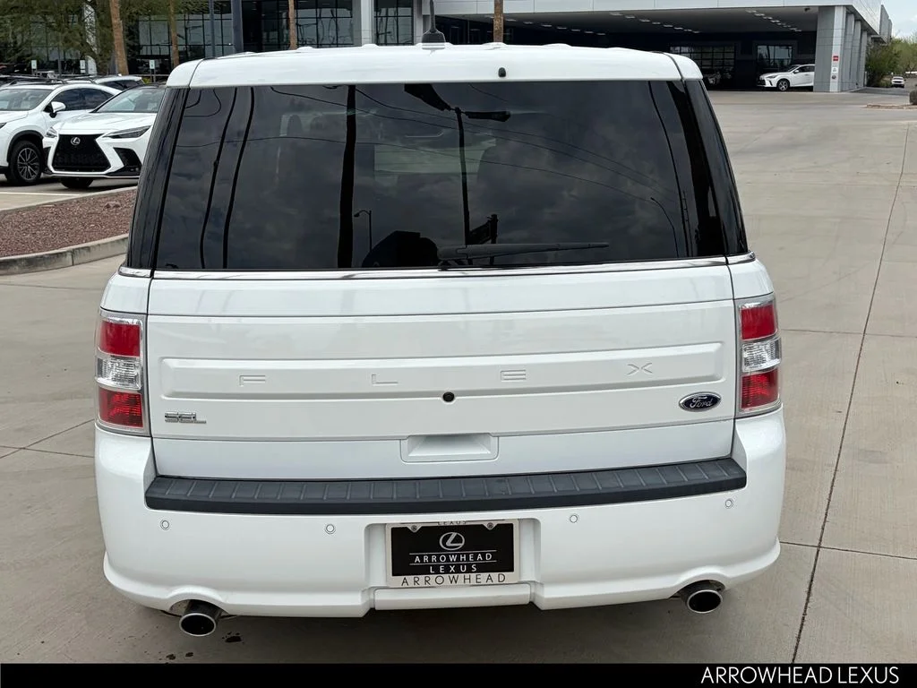 Used 2019 White Ford SEL image 5