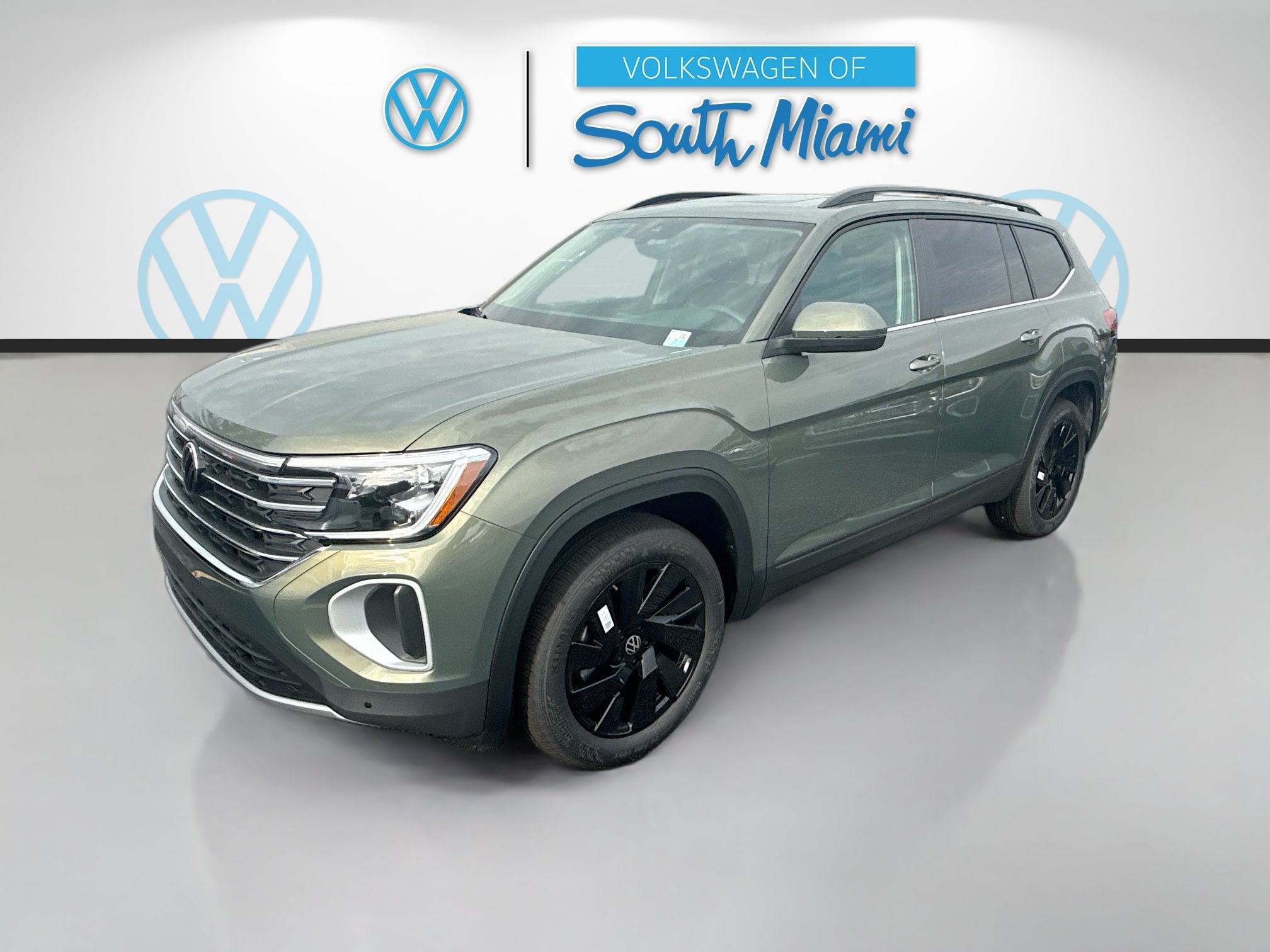 New 2026 Green Volkswagen 2.0T SE w/Technology image 3