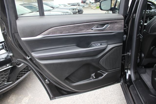 Used 2024 Black Jeep Limited image 25