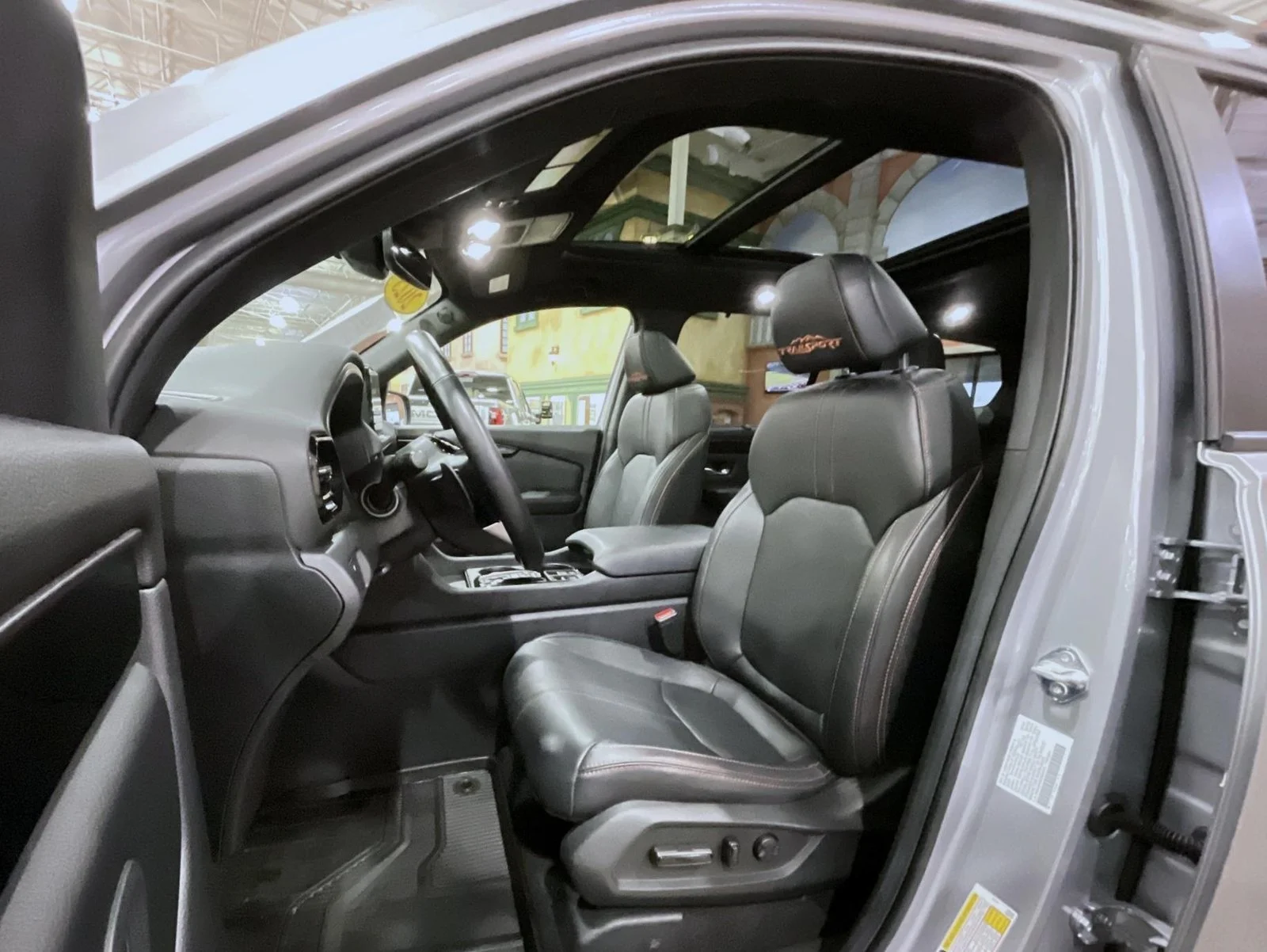 Certified Used 2025 Silver Honda TrailSport image 10