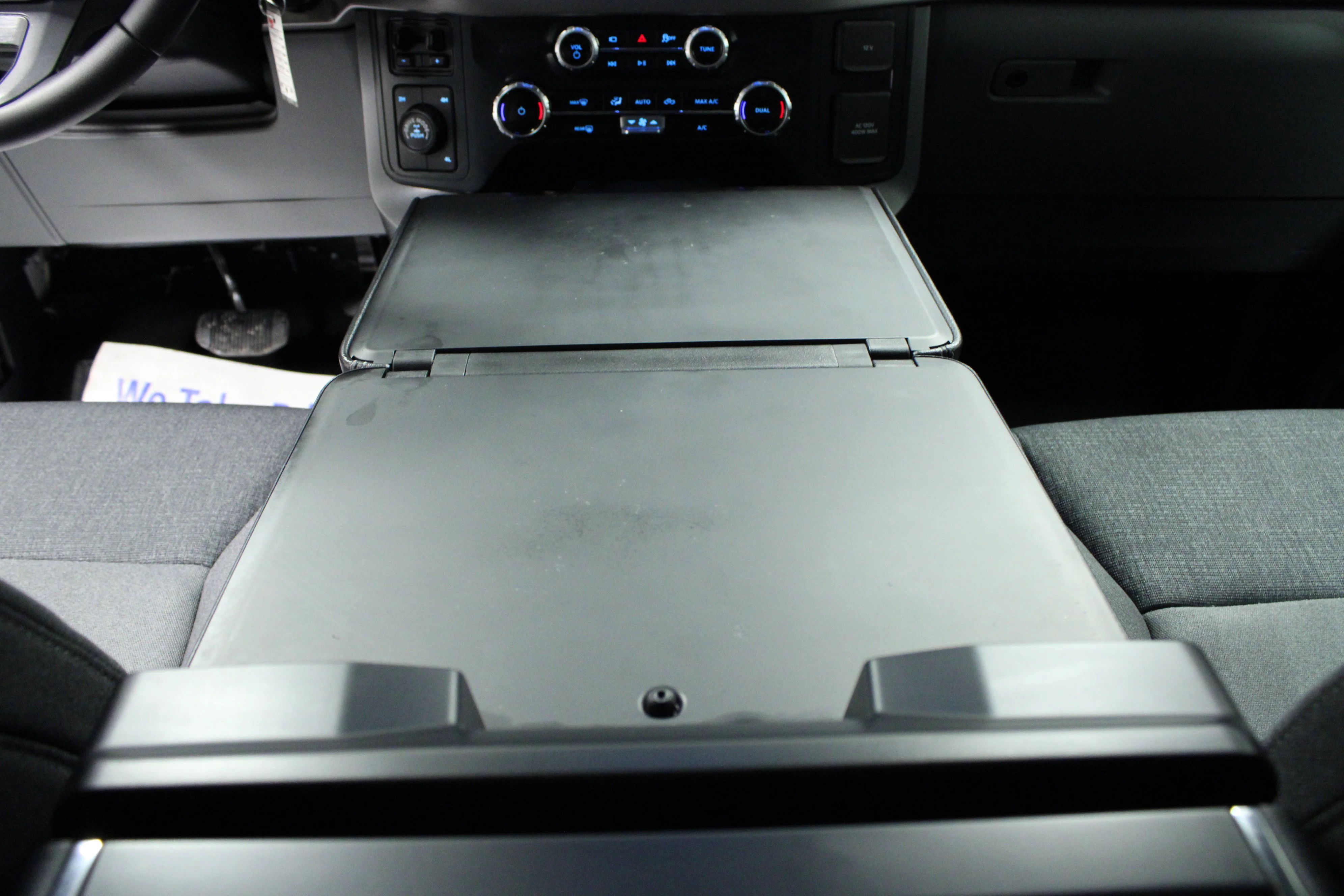 Used 2025 Oxford White Ford XLT image 20