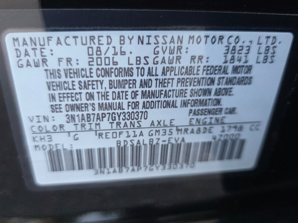 Used 2016 Super Black Nissan S image 29
