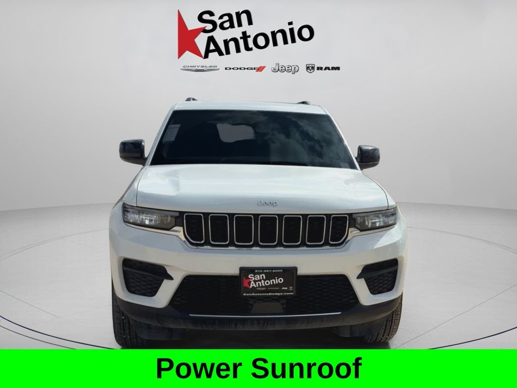 New 2025 White Jeep Laredo X image 5