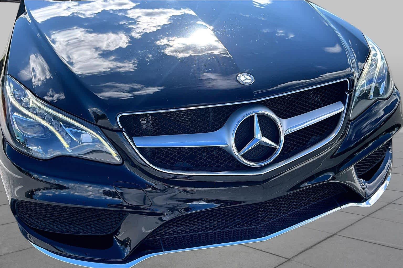 Used 2016 Black Mercedes-Benz E 400 image 29