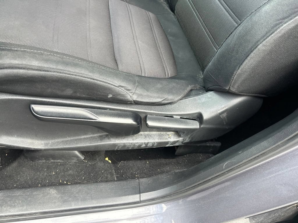 Used 2019 Modern Steel Metallic Honda LX image 19