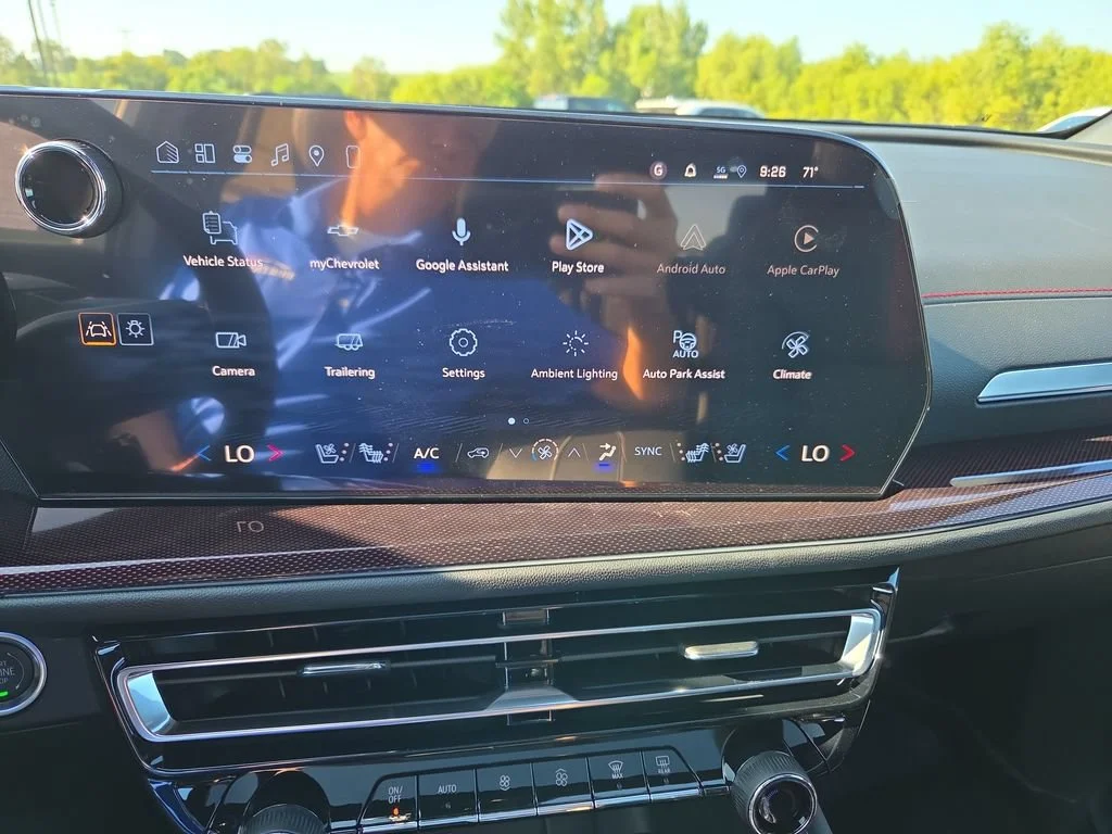 New 2027 Mosaic Black Metallic Chevrolet RS image 15