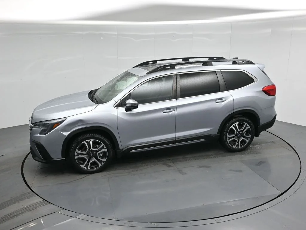 Certified Used 2023 Silver Subaru Limited image 45