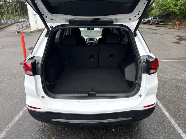 Used 2024 Summit White Chevrolet LT image 12