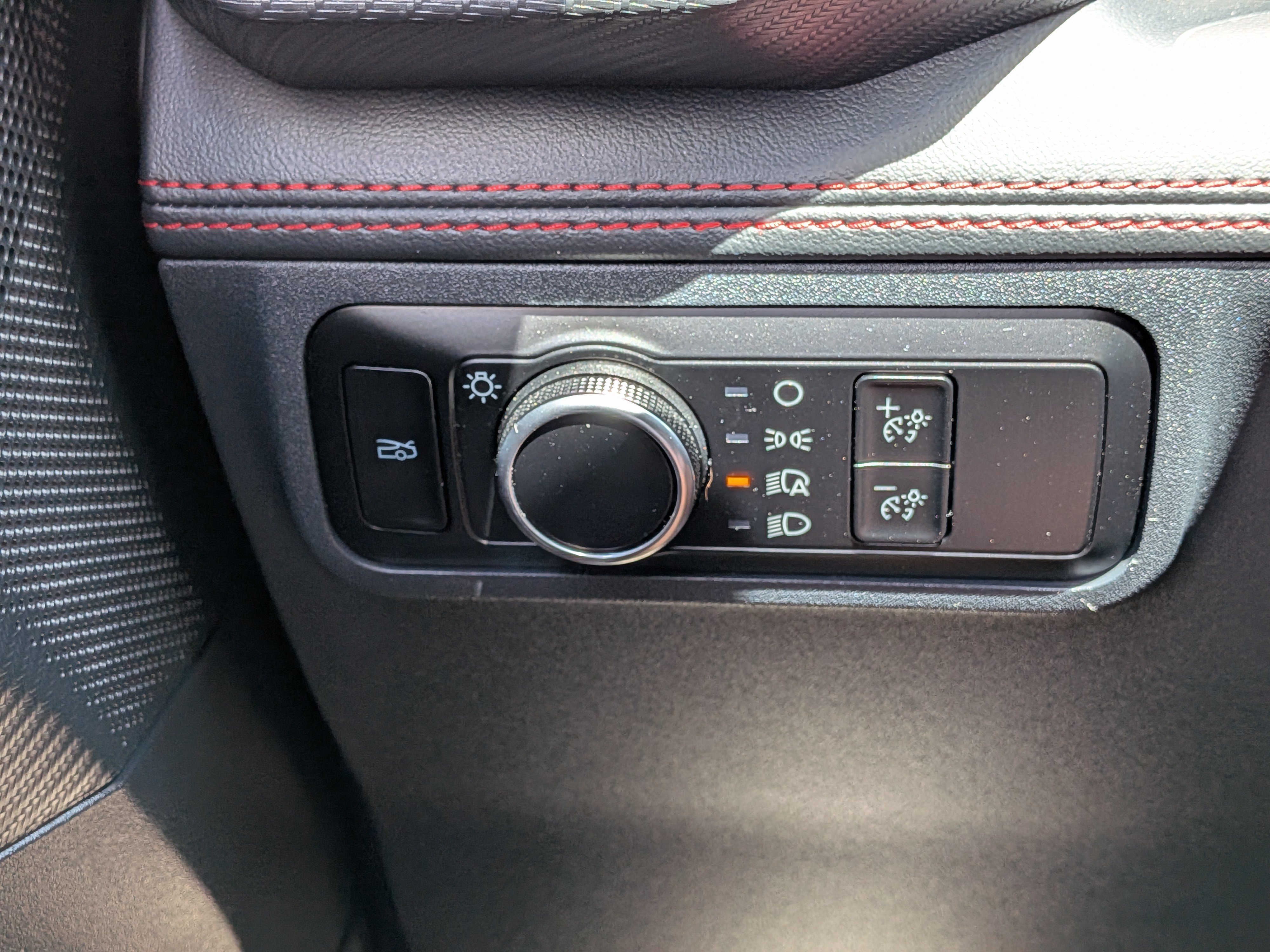Used 2024 Oxford White Ford GT Premium image 20