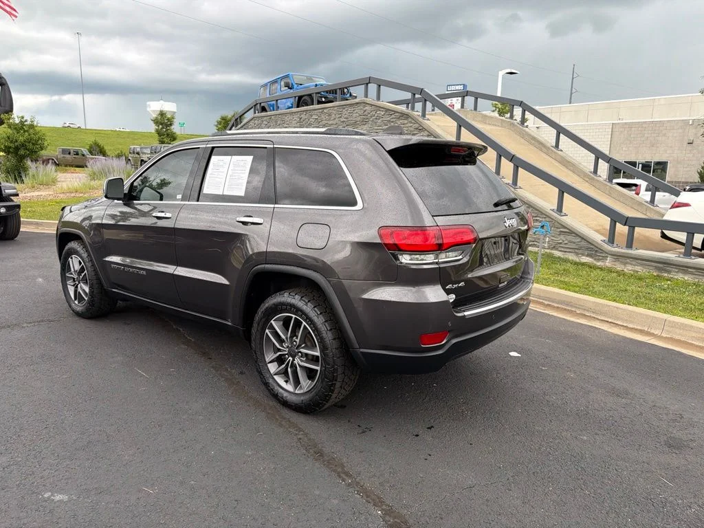 Used 2020 Gray Jeep Limited image 5