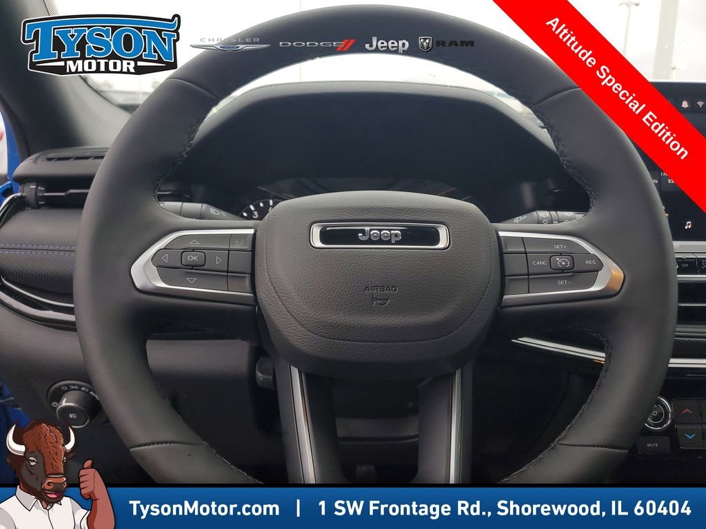 New 2026 Hydro Blue Pearlcoat Jeep Latitude image 20