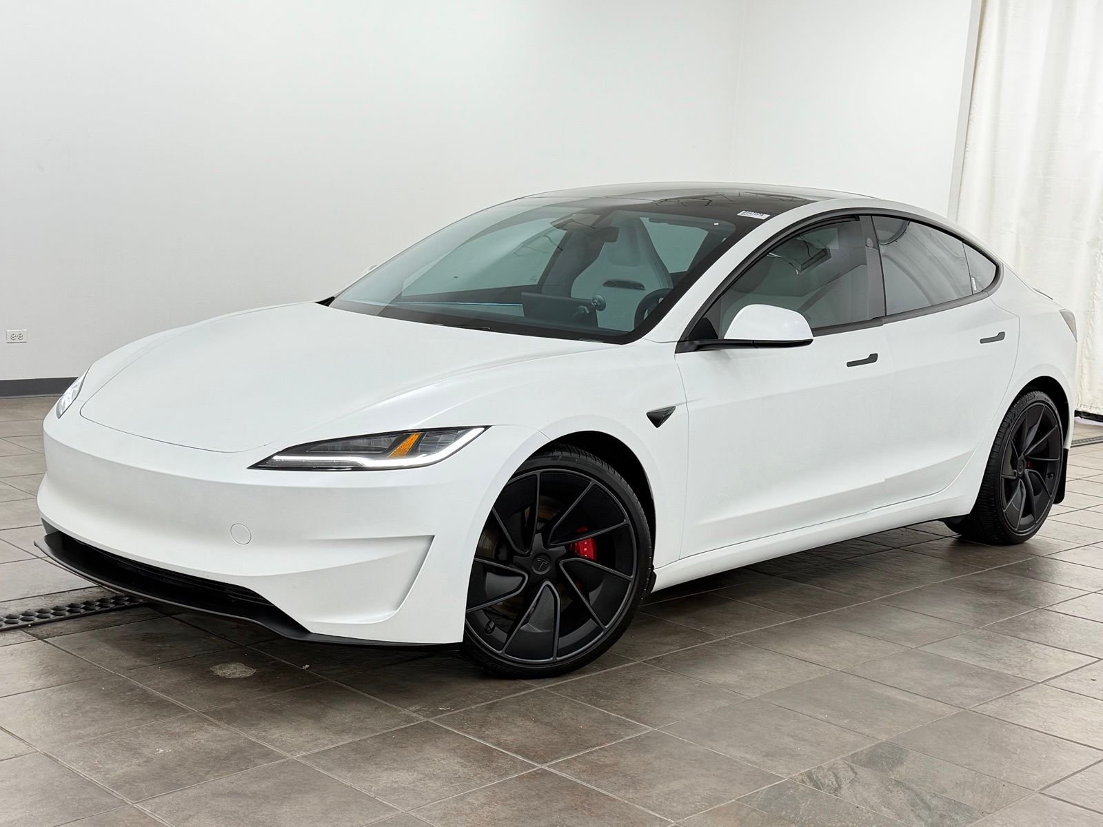 2025 Tesla Model 3 Performance's photo