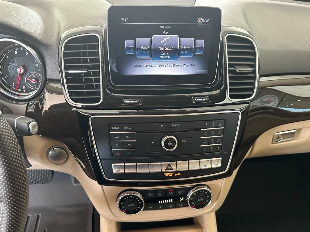Used 2018 White Mercedes-Benz GLE 350 image 22