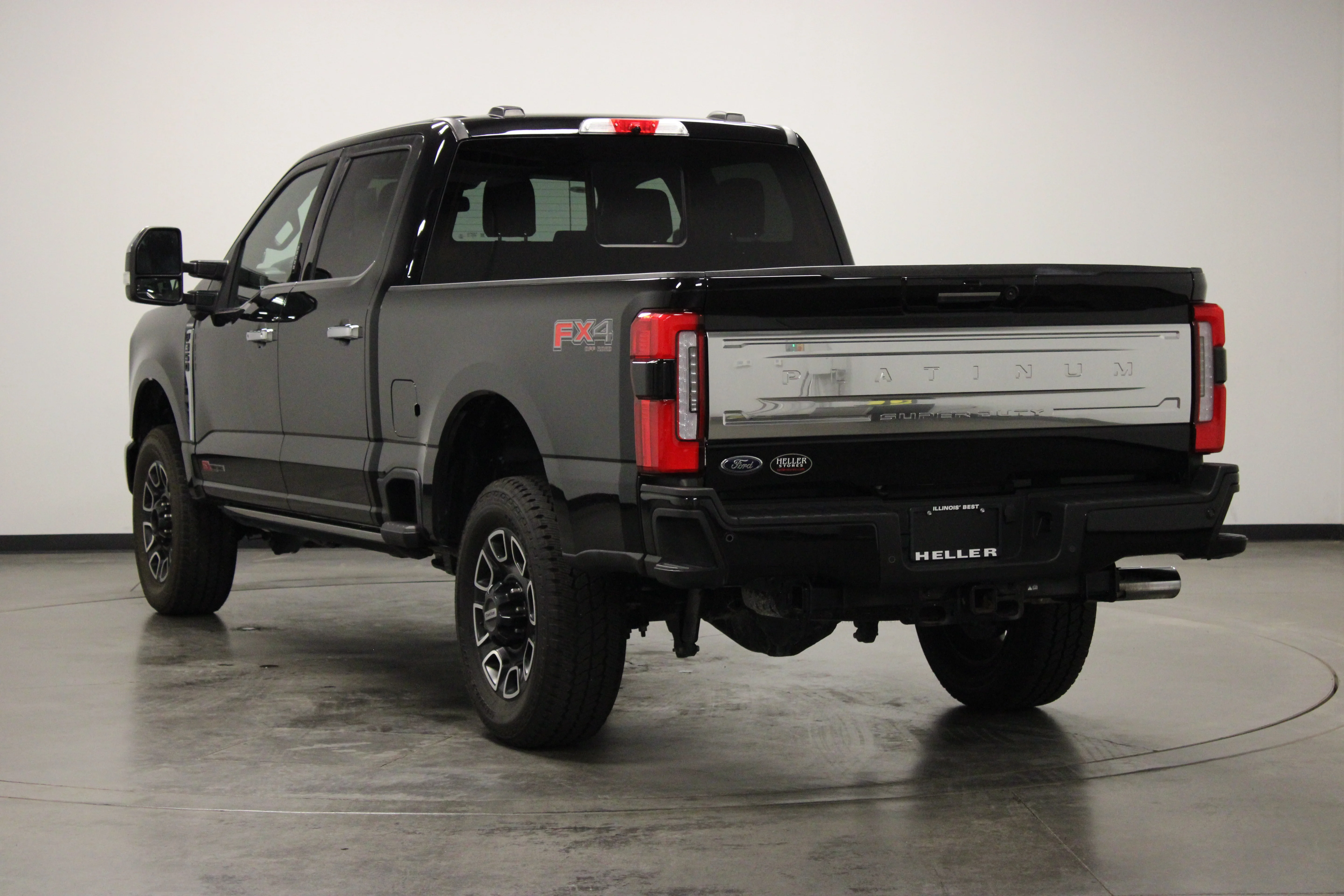Used 2024 Agate Black Metallic Ford Platinum image 6