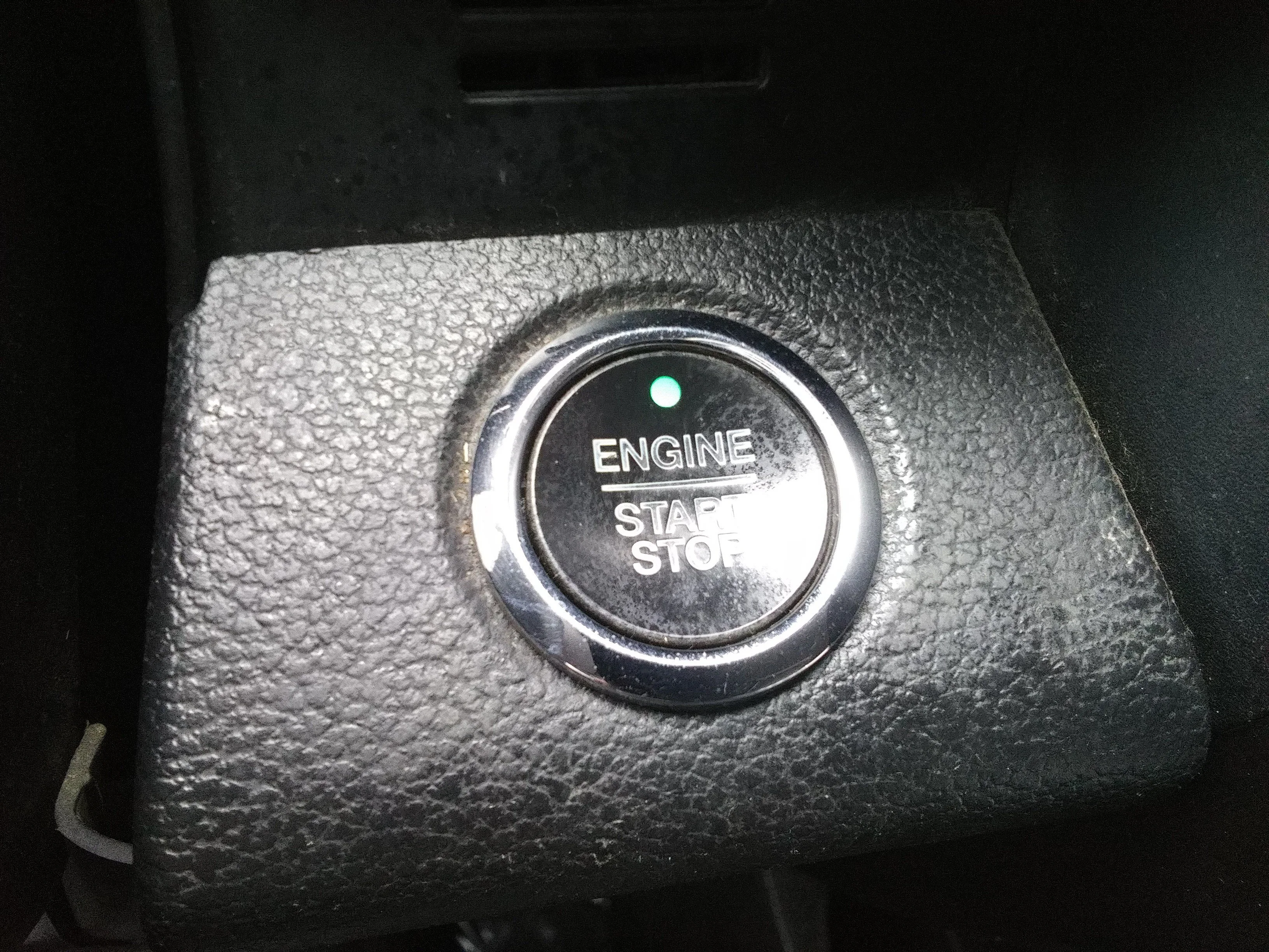 Used 2020 White Ford Limited image 18