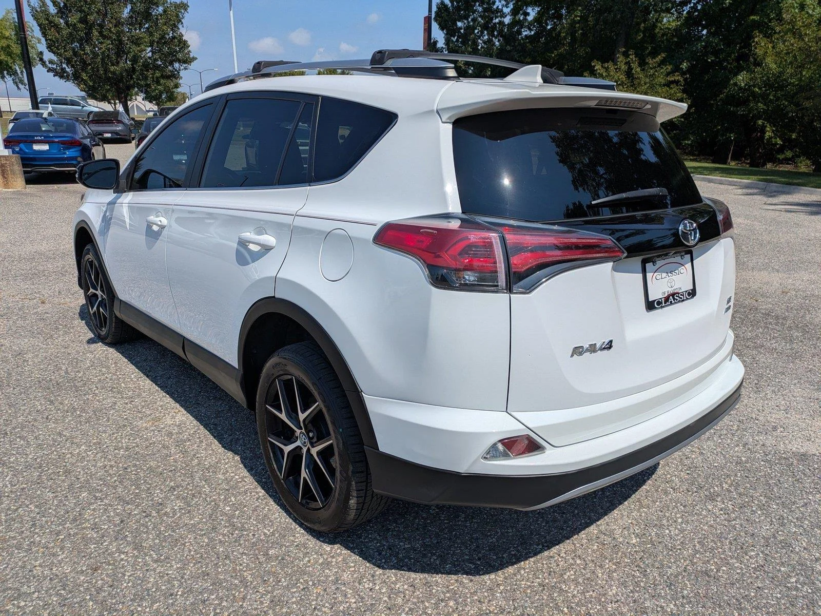 Used 2017 Super White Toyota SE image 6