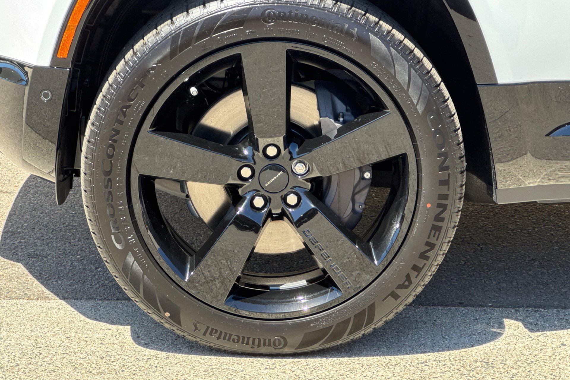 New 2026 Fuji White Land Rover X-Dynamic SE image 11
