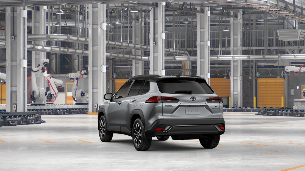 New 2026 Sonic Silver with Jet Black roof Toyota Hybrid SE image 7