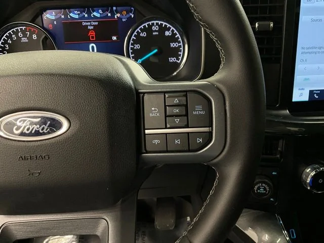 Used 2023 Silver Ford XLT image 13