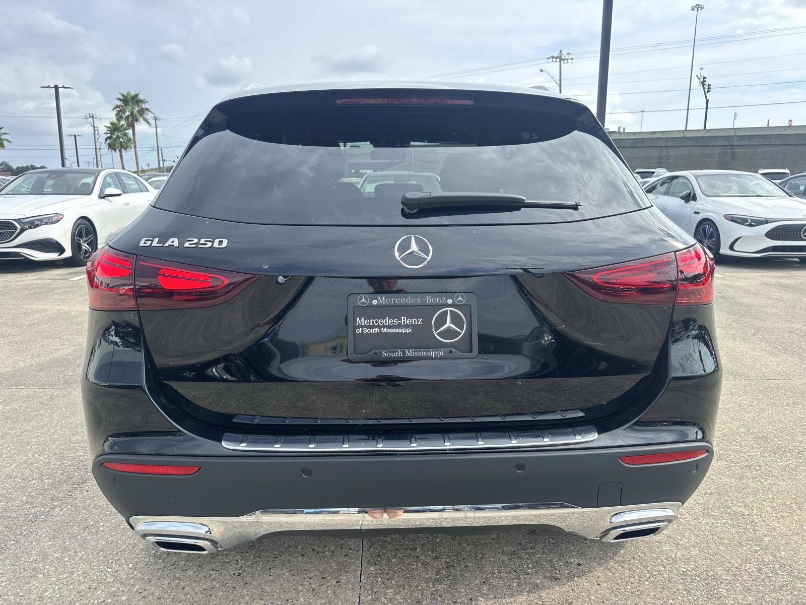 New 2026 Black Mercedes-Benz GLA 250 image 6