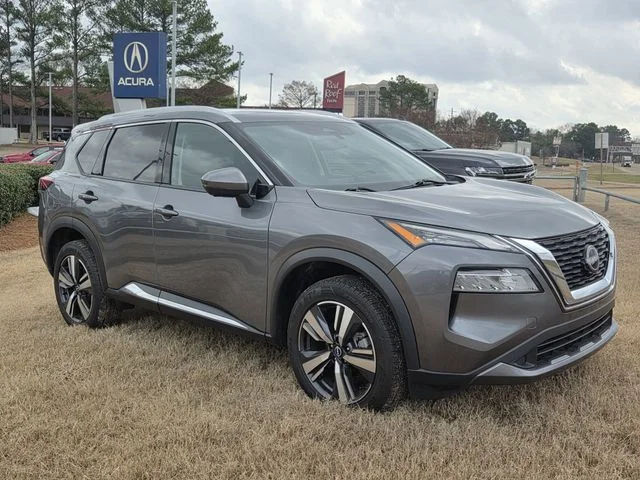 2023 Nissan Rogue SL FWD's photo