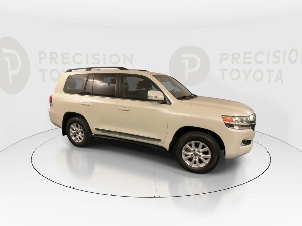 Used 2019 Blizzard Pearl Toyota Base image 24