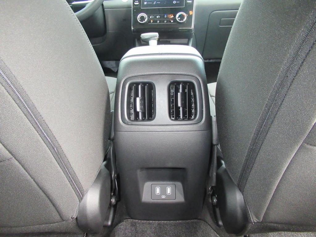 Used 2022 Red Hyundai SEL image 31