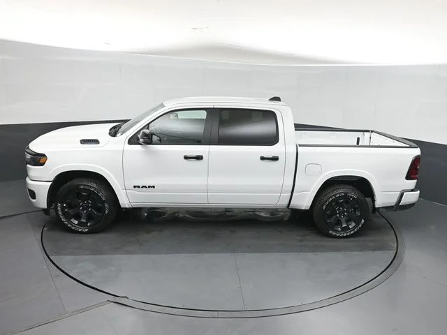 New 2026 Bright White Clear-Coat Exterior Paint RAM Big Horn/Lone Star image 35