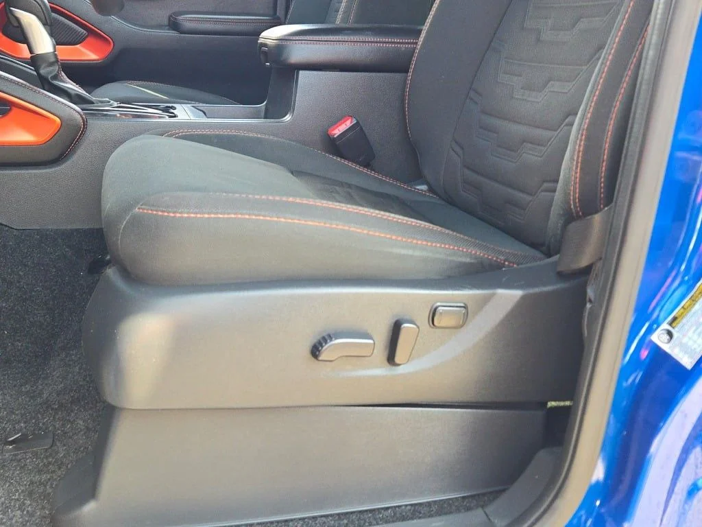 Used 2025 Blue Nissan PRO-4X image 22