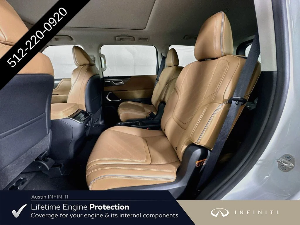 New 2027 White INFINITI LUXE image 32
