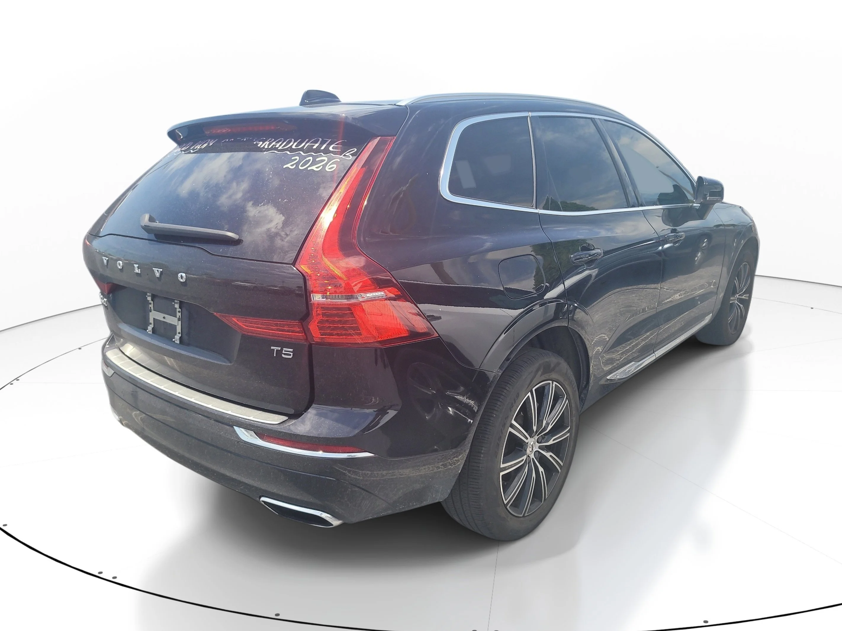 Used 2021 Onyx Black Metallic Volvo Inscription image 6
