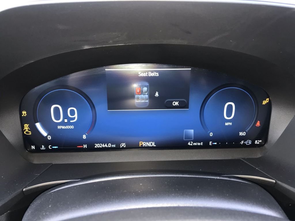 2025 Ford Escape Platinum - Photo 17