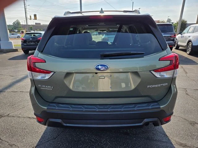 Used 2021 Green Subaru Premium image 7