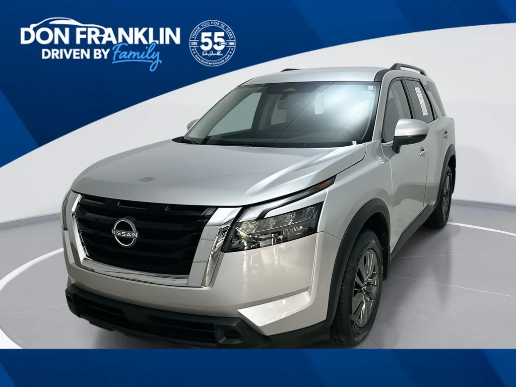 Used 2023 Silver Nissan SV image 1