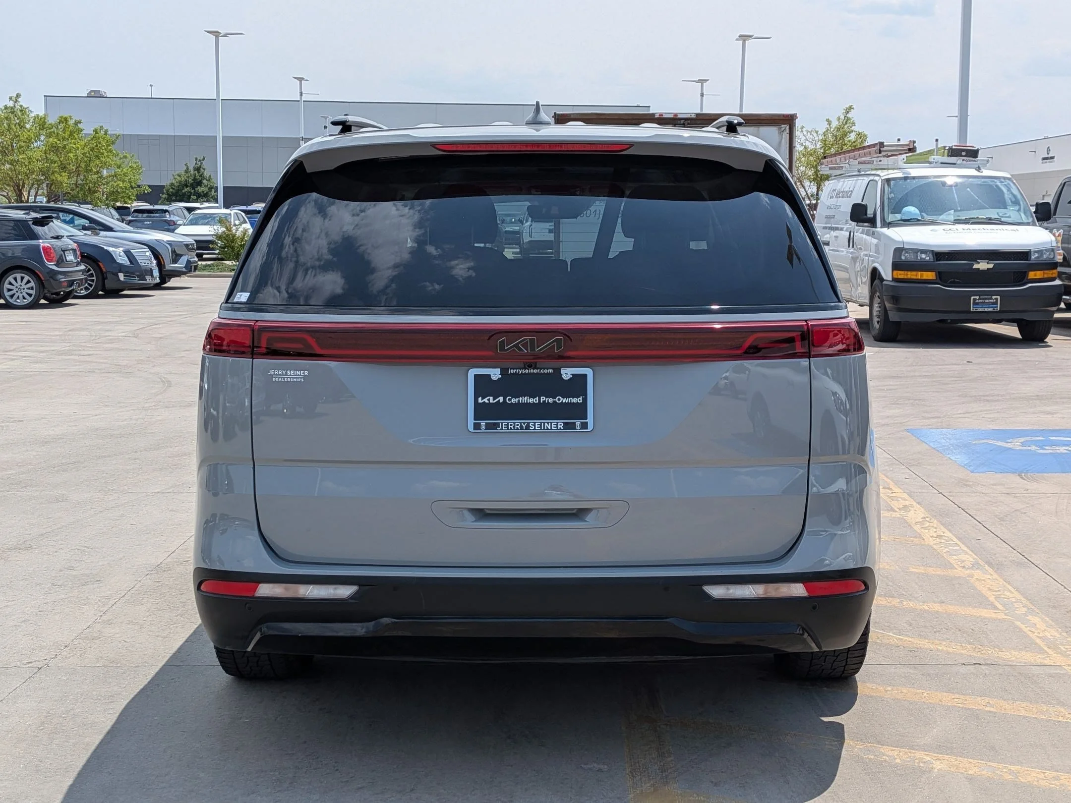 Used 2024 Ceramic Silver Kia SX Prestige image 4