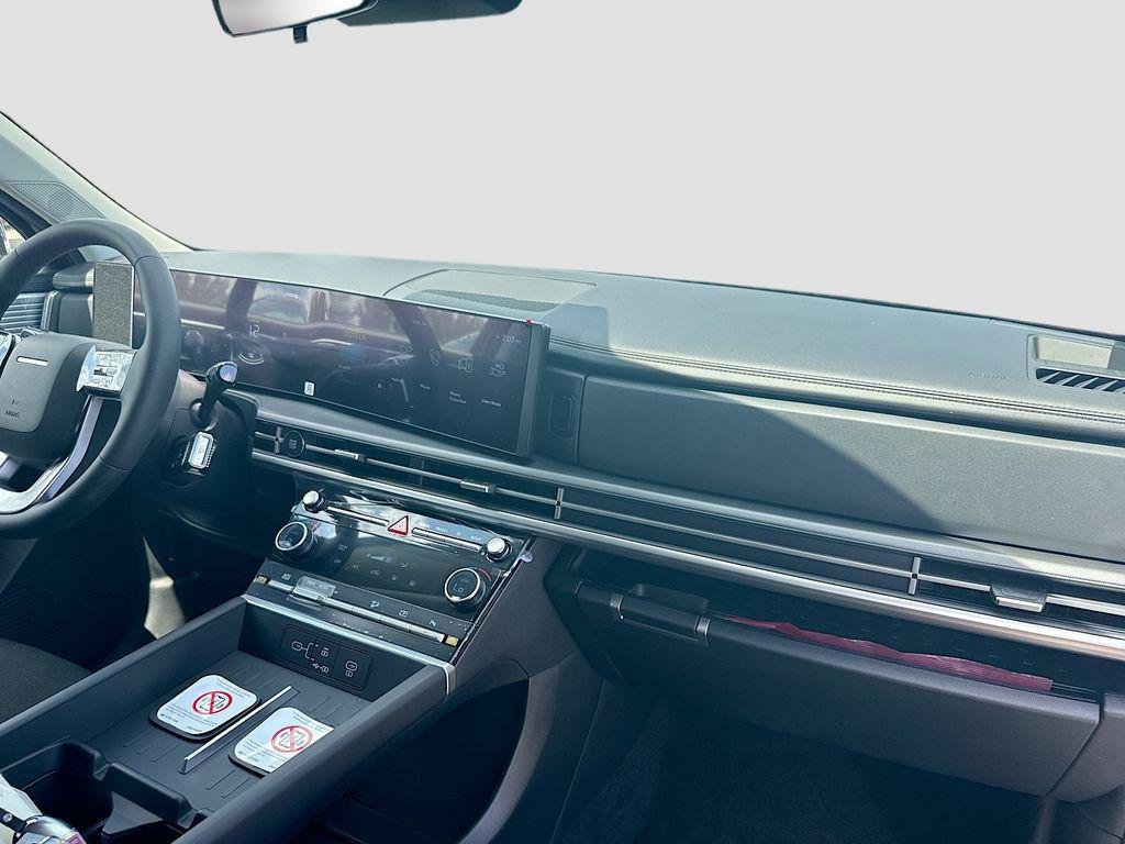 New 2026 Phantom Black Hyundai SE image 21