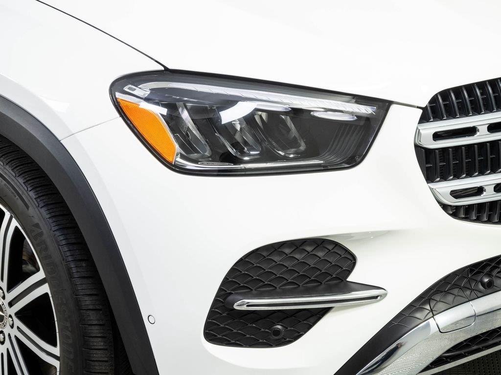 Certified Used 2025 Polar White Mercedes-Benz GLE 450e image 36