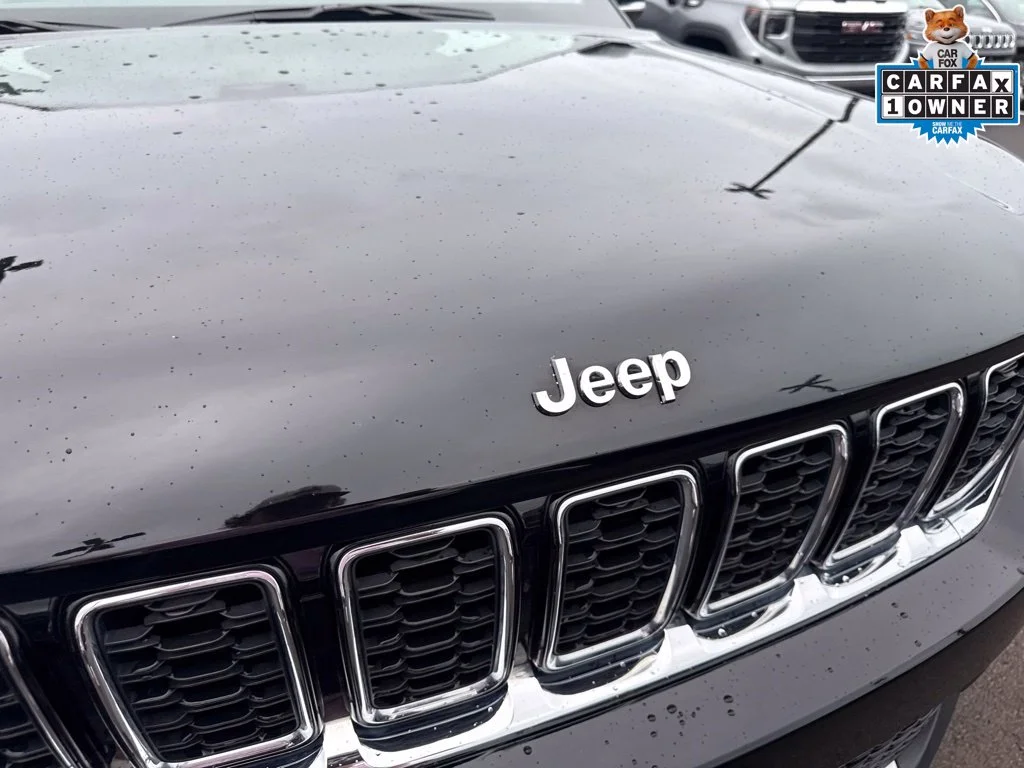 Used 2023 Black Jeep Limited image 11