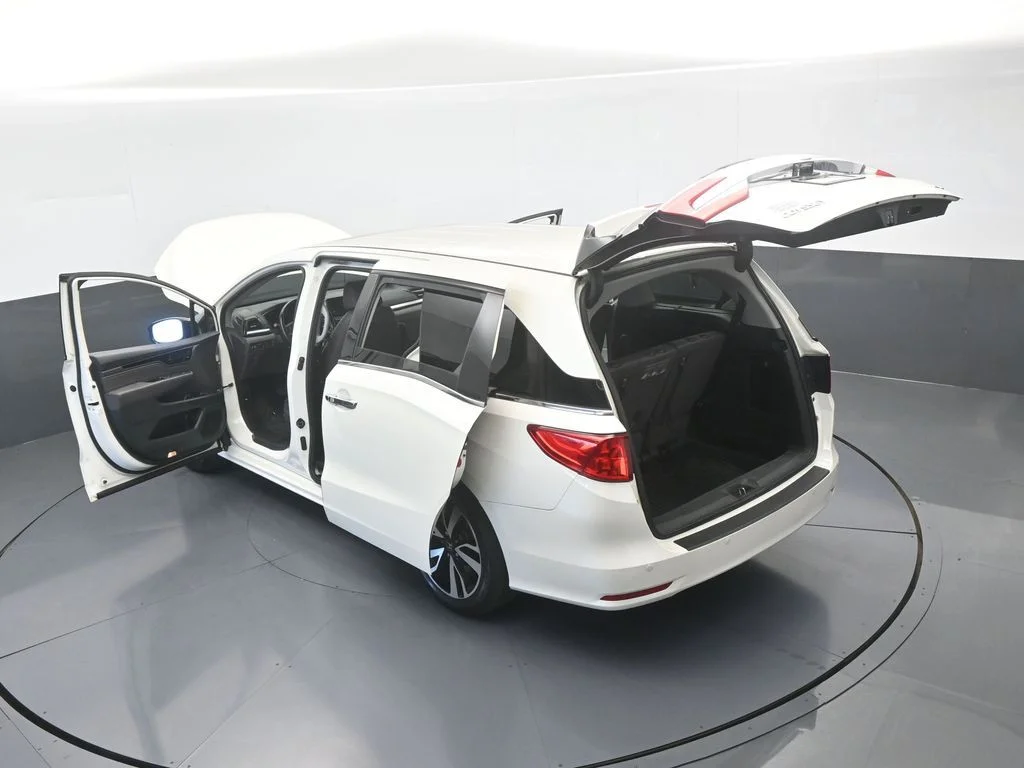 Used 2019 White Honda Elite image 76